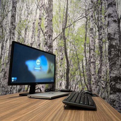 postazione di lavoro notebook nella nuova sede Circuitospac a Monfalcone