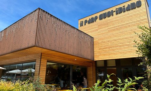 ingresso del punto vendita Il Pane Quotidiano in Val Rosandra a Trieste